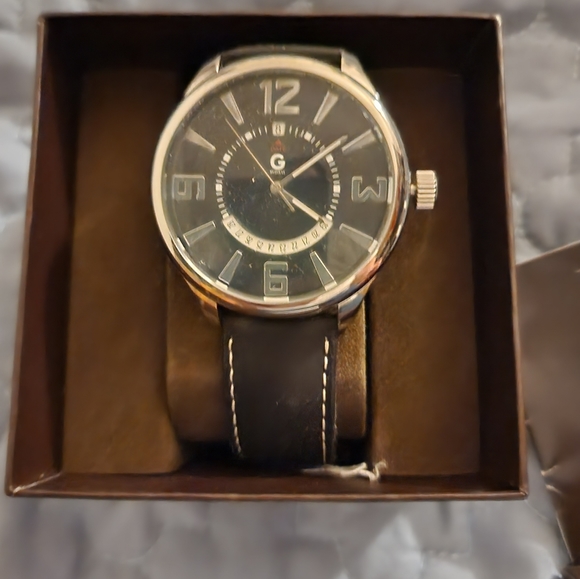 G by Guess mens watch NWOT NIB - Picture 2 of 4